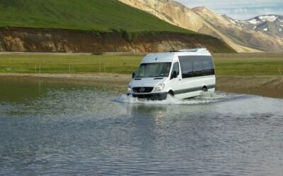 Location de minibus pour un voyage en famille réussi